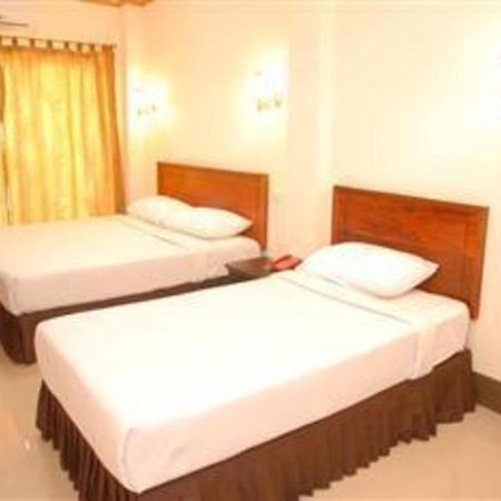 Chaleunehoung Hotel Vientiane Exterior photo