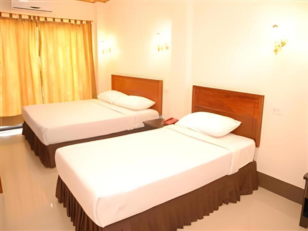 Chaleunehoung Hotel Vientiane Exterior photo