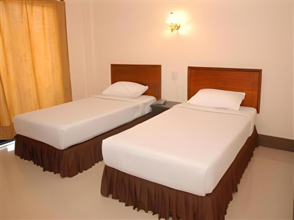 Chaleunehoung Hotel Vientiane Exterior photo